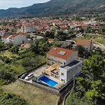 Appartement Jukic 3 *