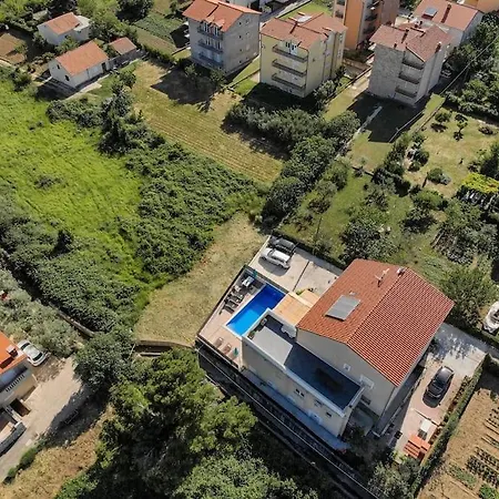 Jukic 3 Apartman Kaštela