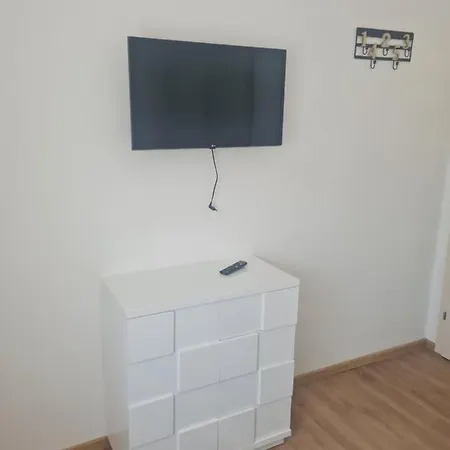 Apartment Jukic 3 *